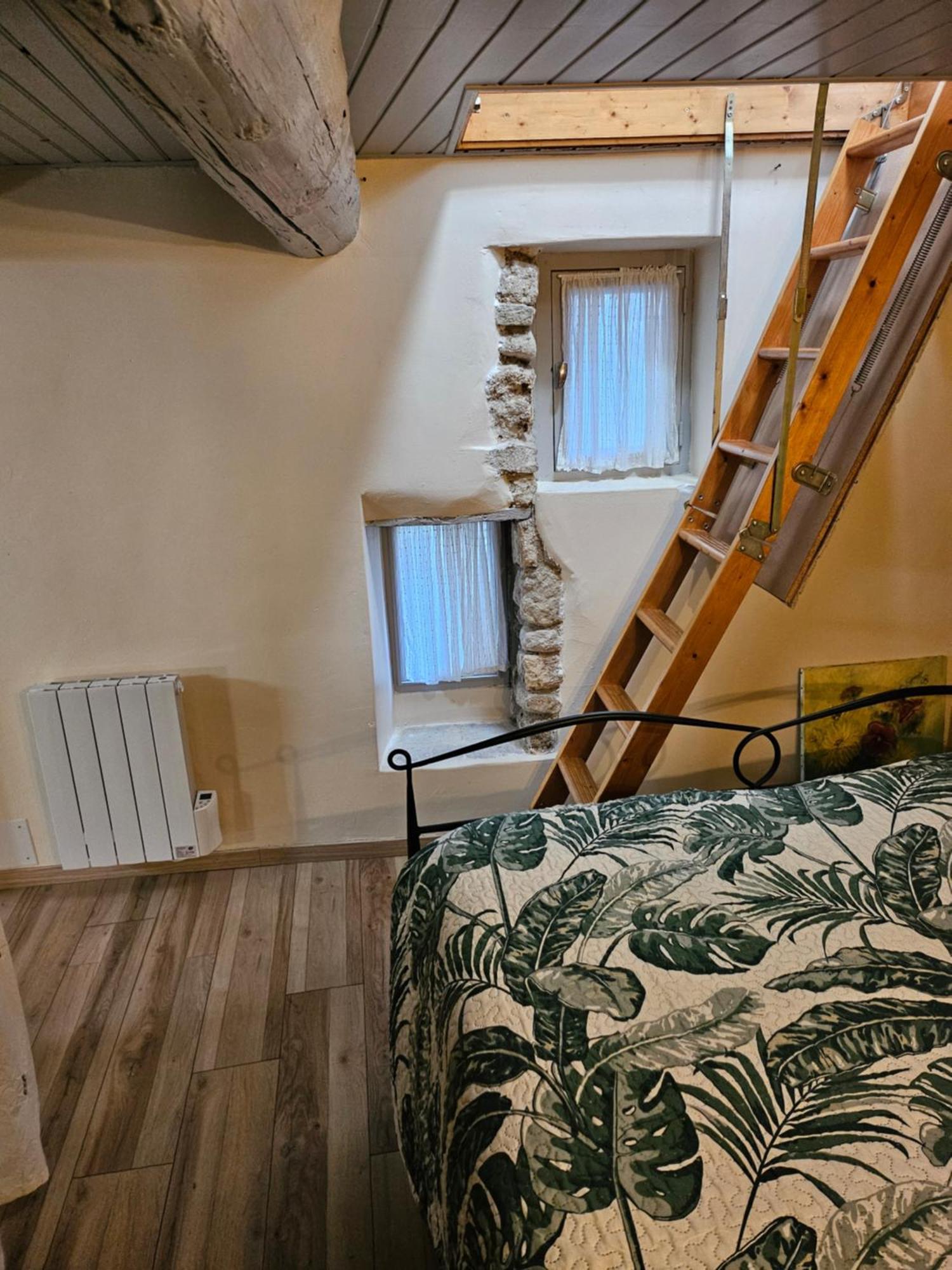 La Petite Maison Cereste Luaran gambar