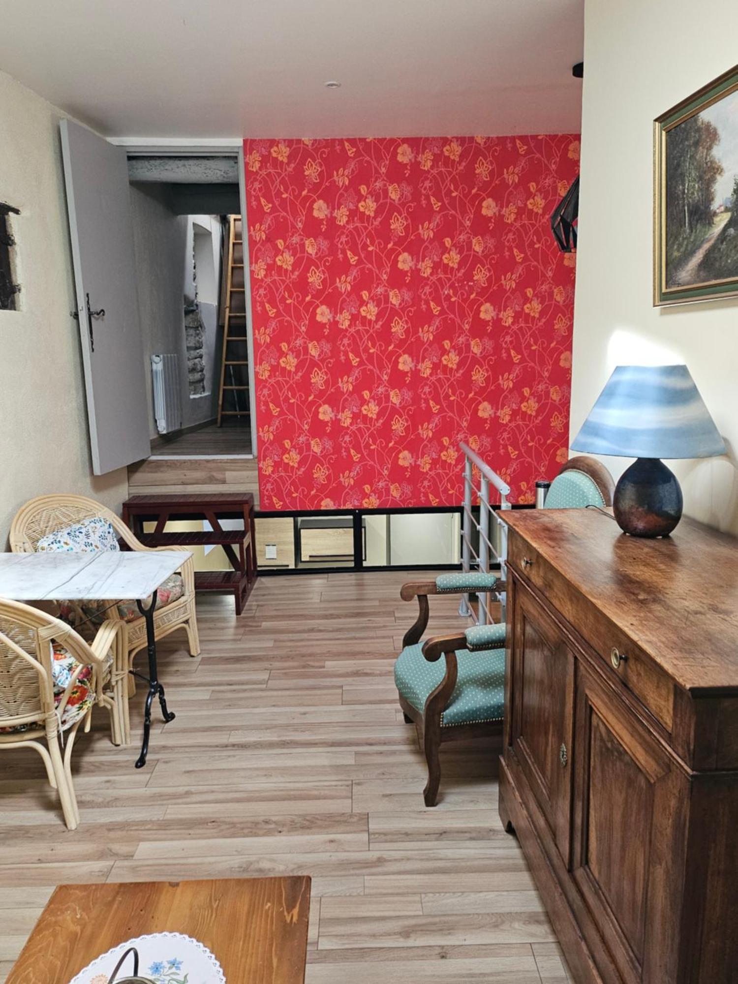 La Petite Maison Cereste Luaran gambar